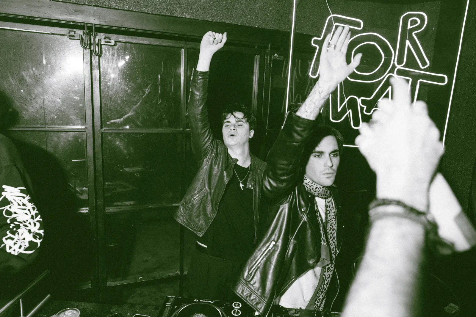Foto de Origin — Vie 14 Ago